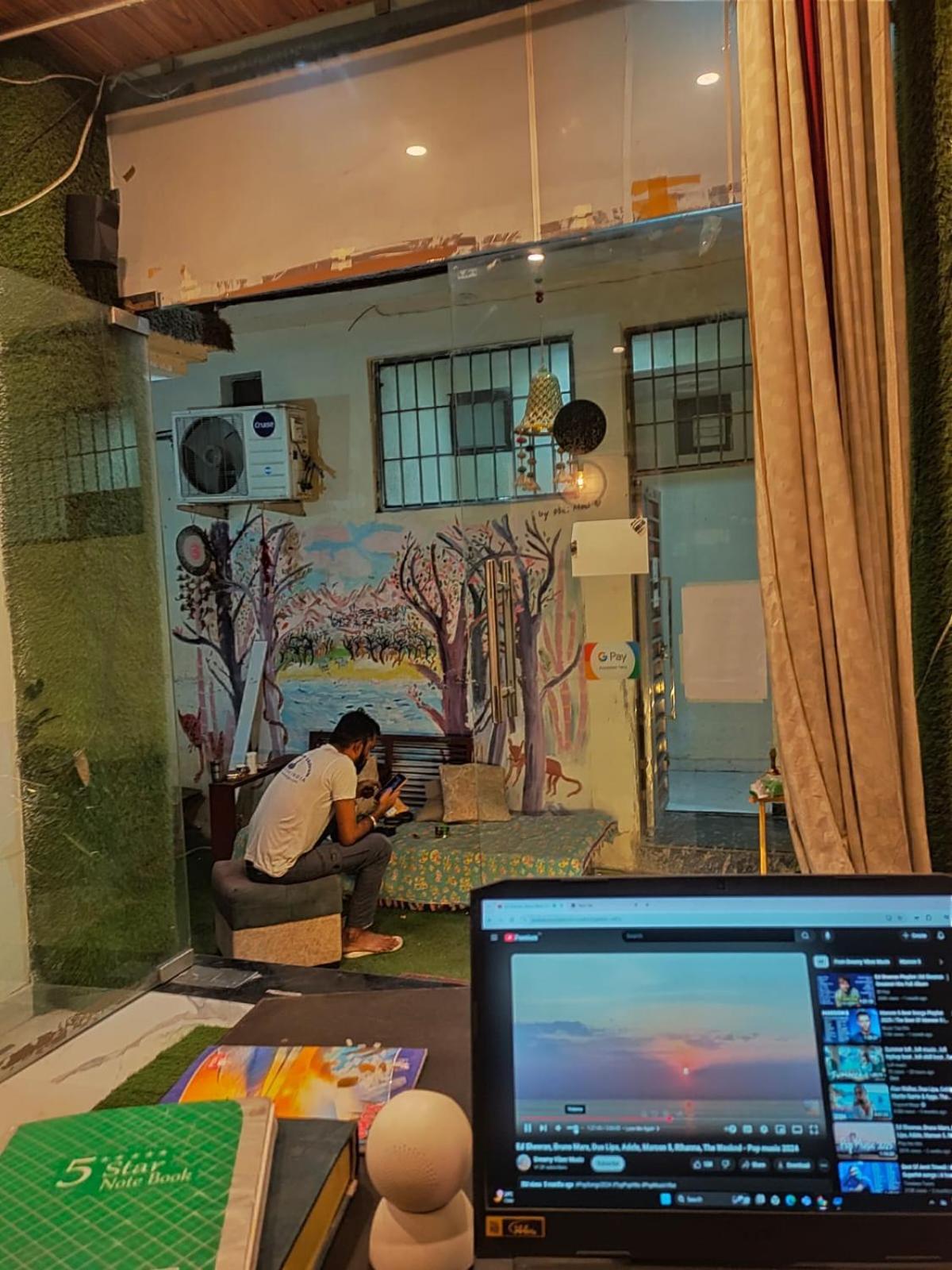 Olt Hostel リシケーシュ エクステリア 写真